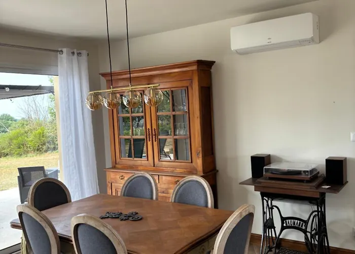 Casa vacanze Maison La Vigne Marcillac-Saint-Quentin